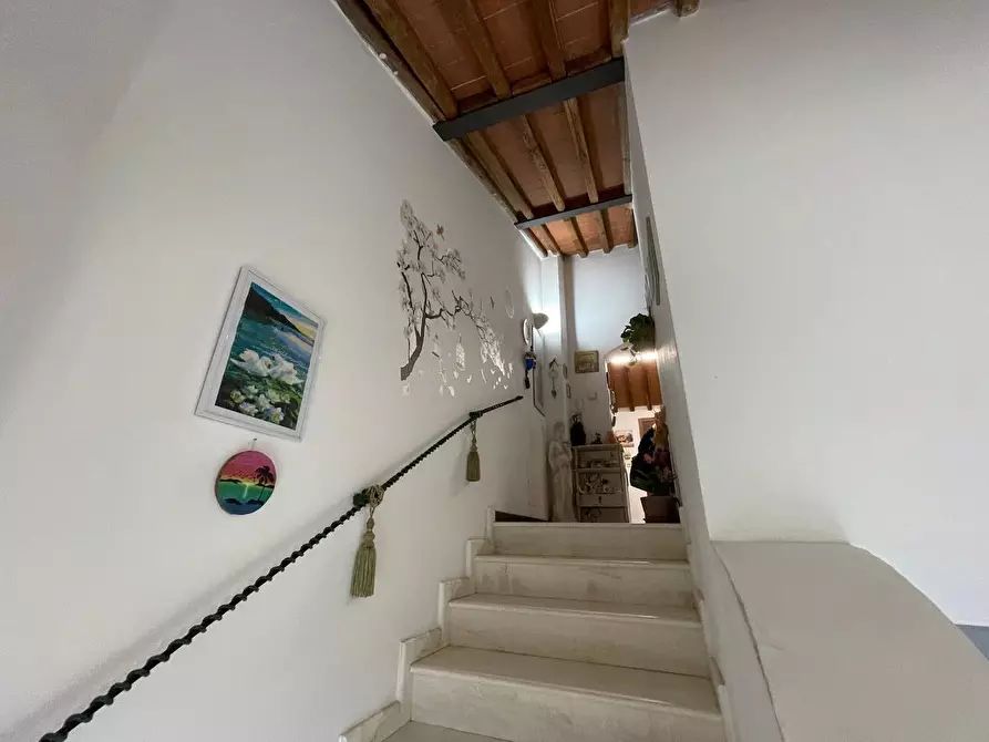 Immagine 11 di Appartamento in vendita  a Monteriggioni