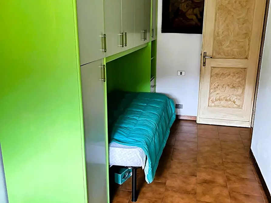 Immagine 13 di Appartamento in vendita  a Massa