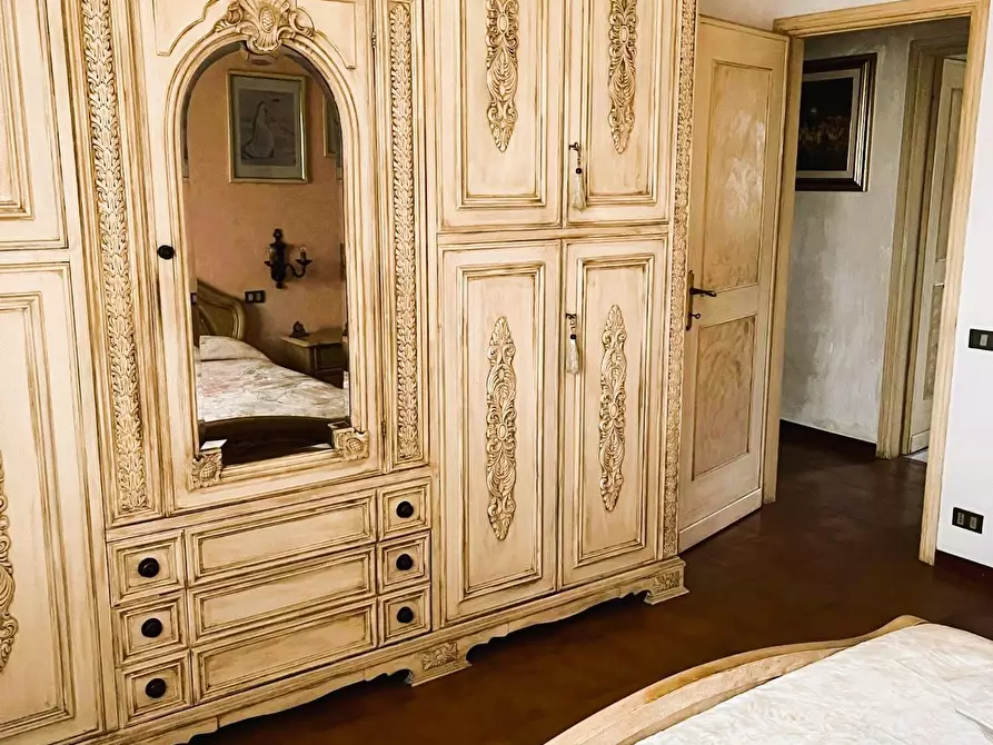 Immagine 7 di Appartamento in vendita  a Massa