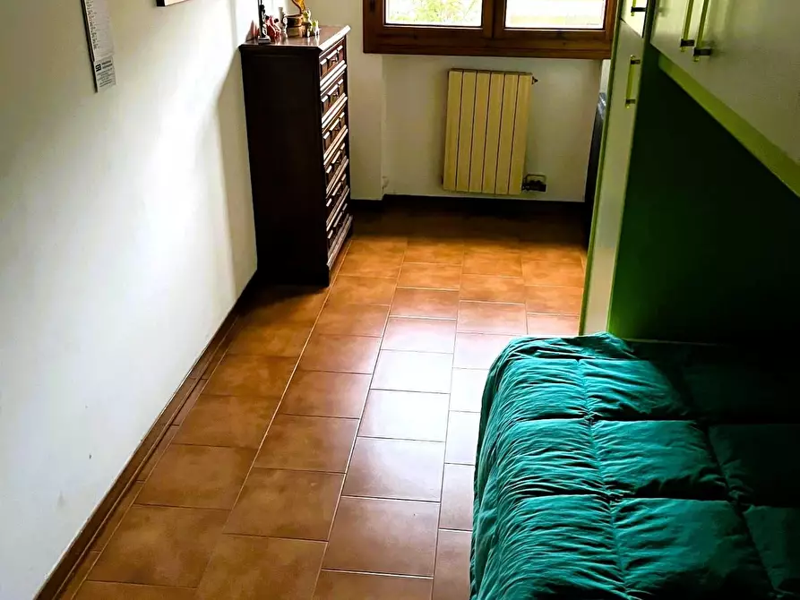 Immagine 12 di Appartamento in vendita  a Massa