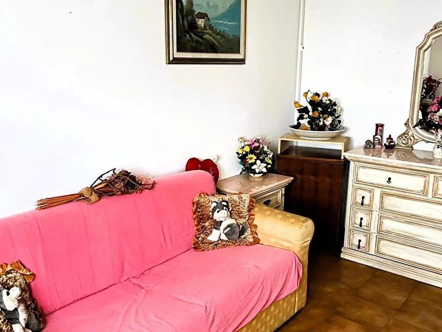 Immagine 9 di Appartamento in vendita  a Massa