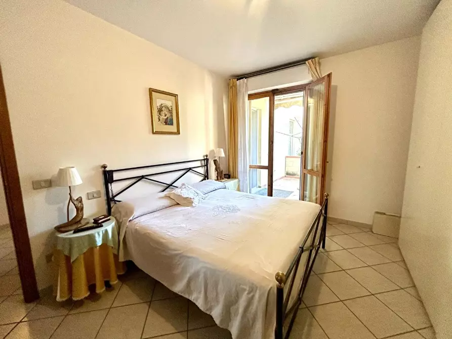 Immagine 11 di Appartamento in vendita  a Pontedera