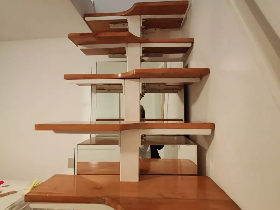 Immagine 3 di Casa semindipendente in vendita  a Massa