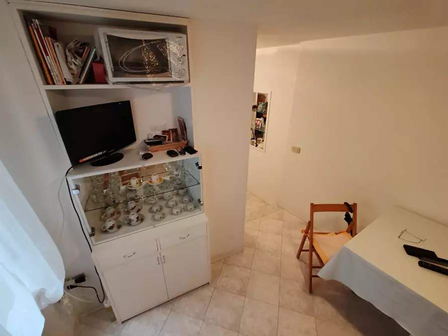 Immagine 8 di Casa semindipendente in vendita  a Massa