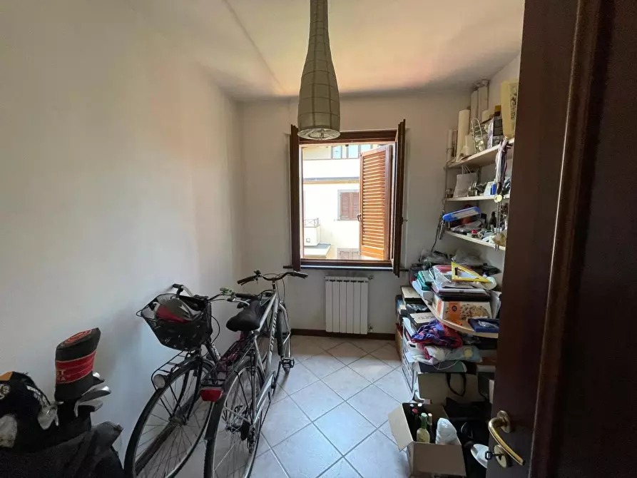 Immagine 9 di Appartamento in vendita  a Massa