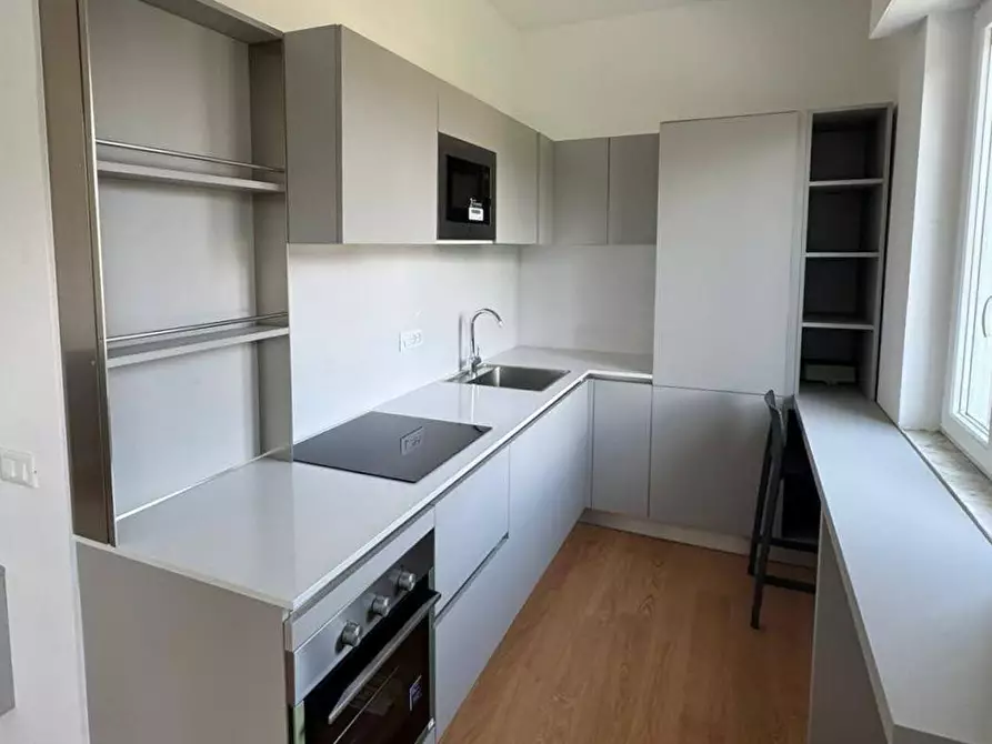 Immagine 6 di Appartamento in vendita  a Massa