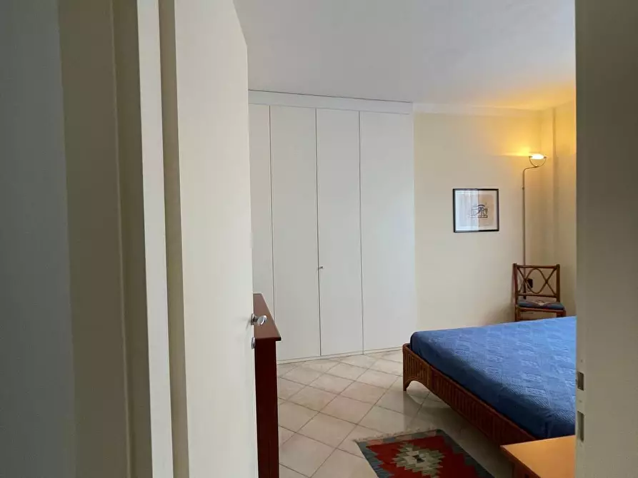 Immagine 12 di Appartamento in vendita  a Montignoso