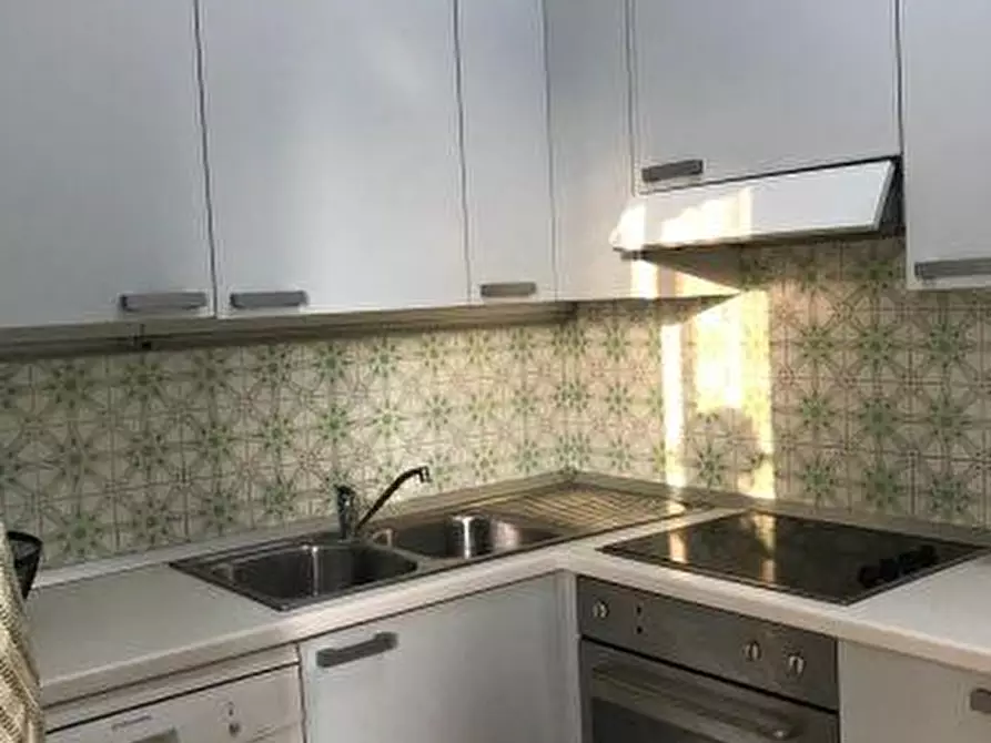 Immagine 9 di Appartamento in vendita  a Ameglia