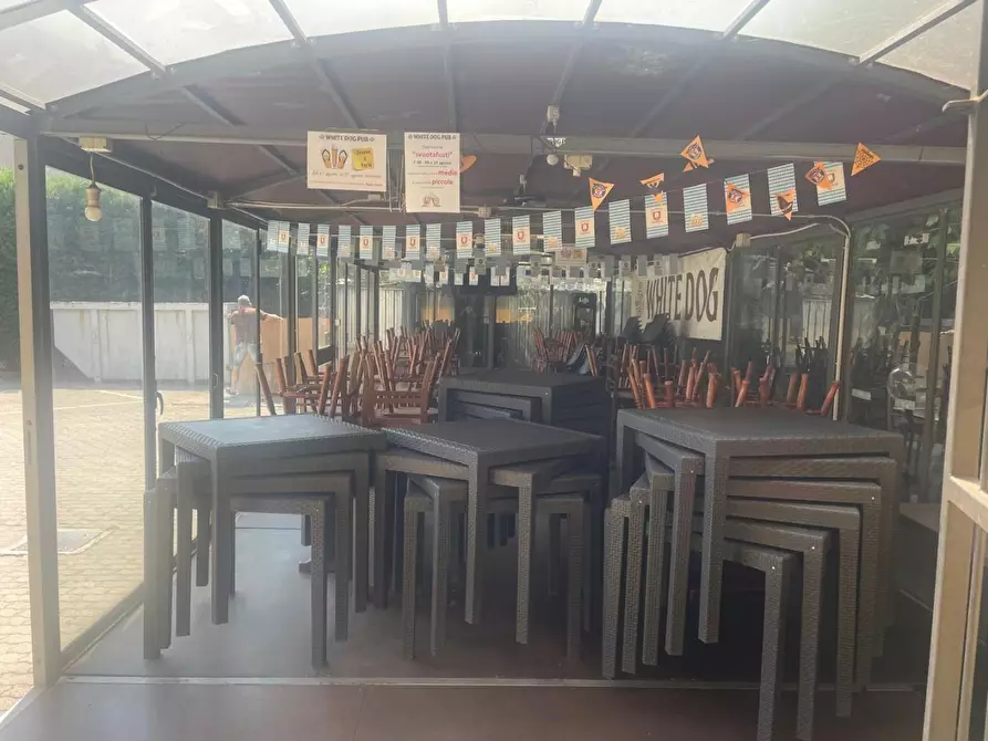 Immagine 5 di Attività commerciale in vendita  a Rivoli