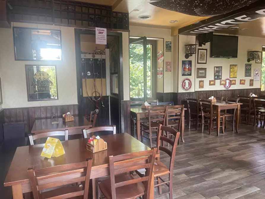 Immagine 24 di Attività commerciale in vendita  a Rivoli