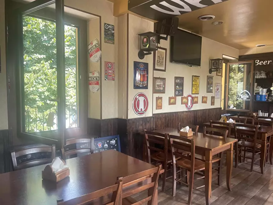 Immagine 36 di Attività commerciale in vendita  a Rivoli