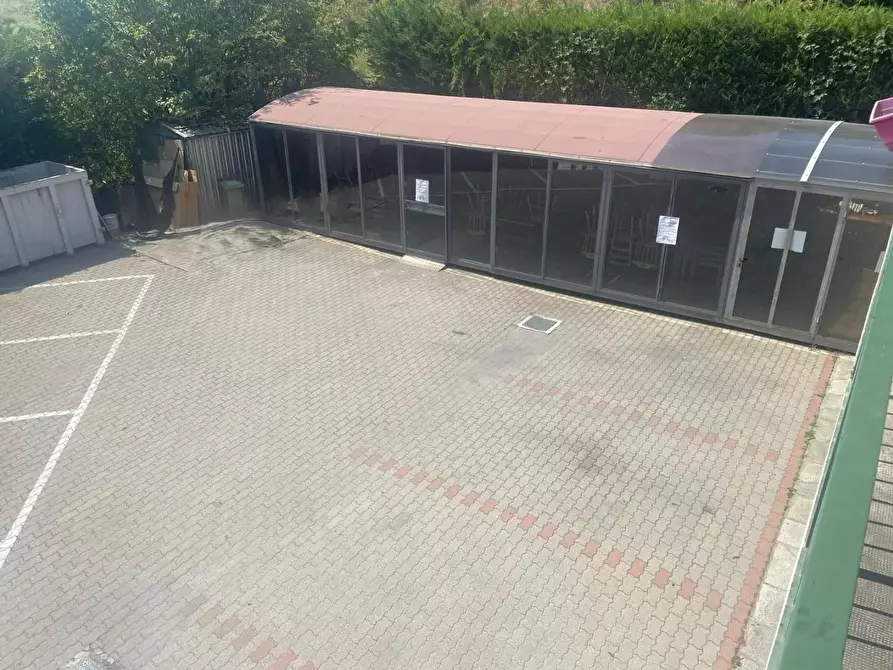 Immagine 20 di Attività commerciale in vendita  a Rivoli