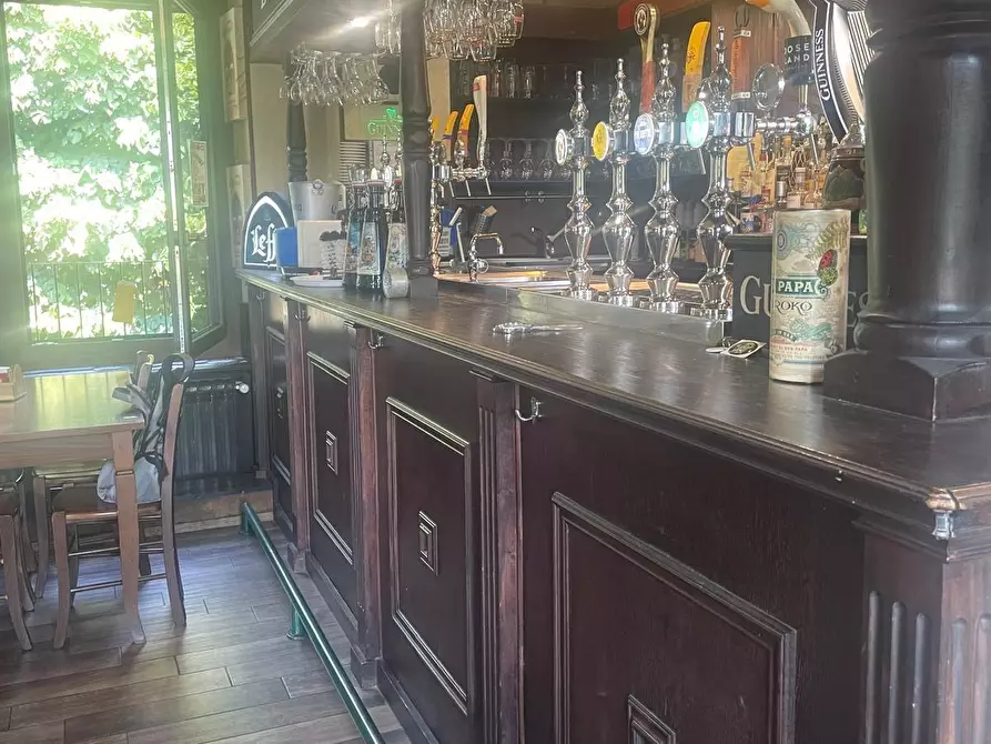 Immagine 22 di Attività commerciale in vendita  a Rivoli