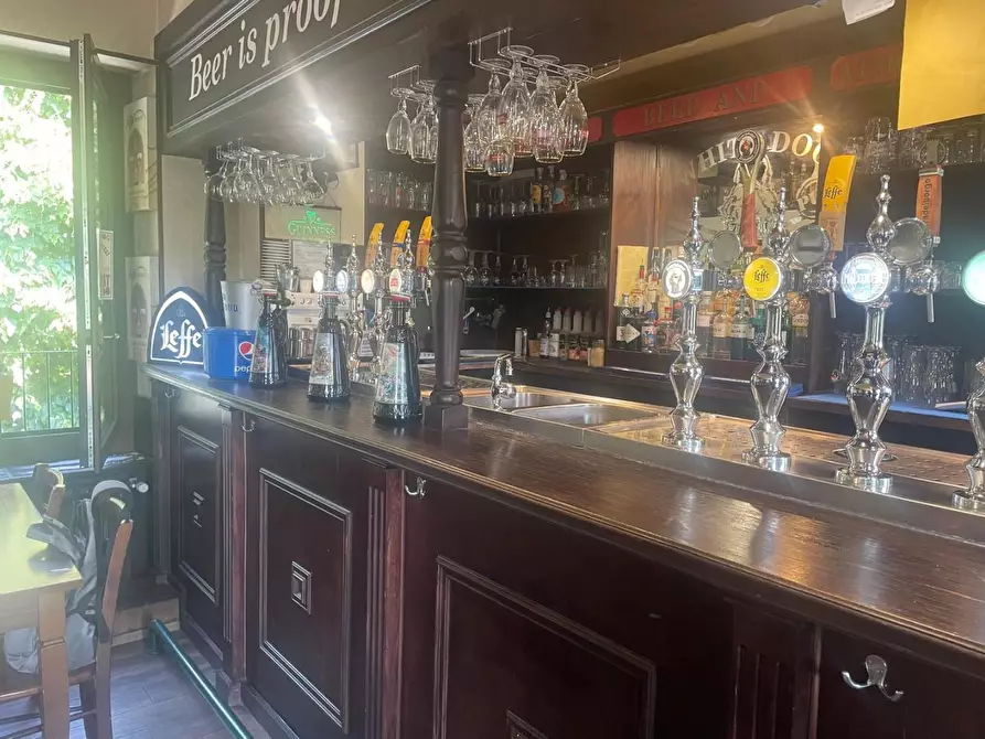 Immagine 31 di Attività commerciale in vendita  a Rivoli