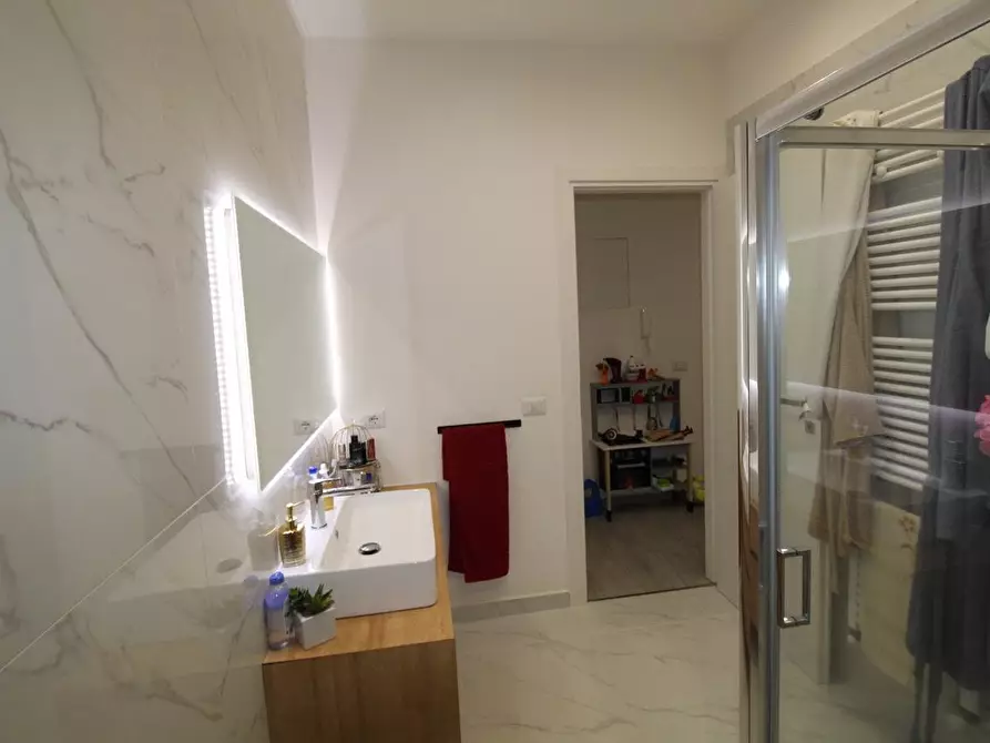 Immagine 14 di Appartamento in vendita  a Buonconvento