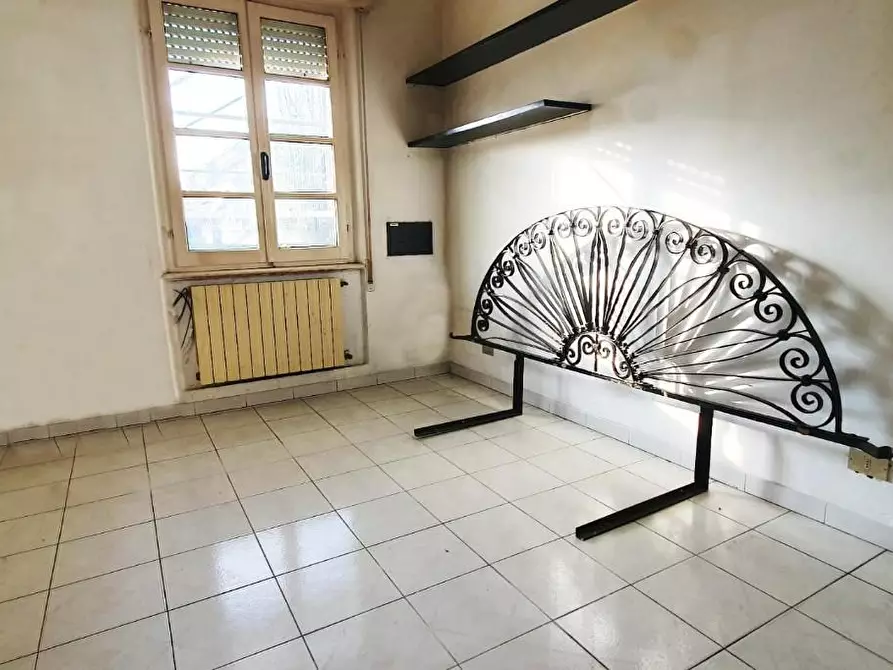 Immagine 14 di Appartamento in vendita  a Massa