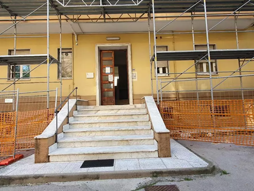 Immagine 20 di Appartamento in vendita  a Massa