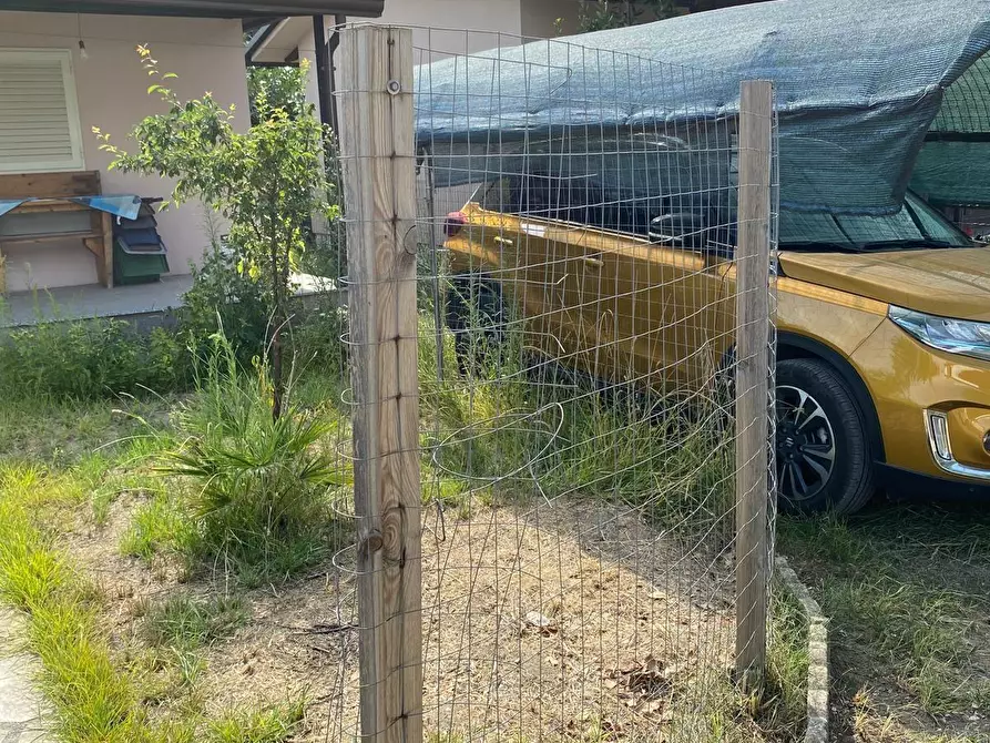 Immagine 4 di Bungalow in vendita  a Massa