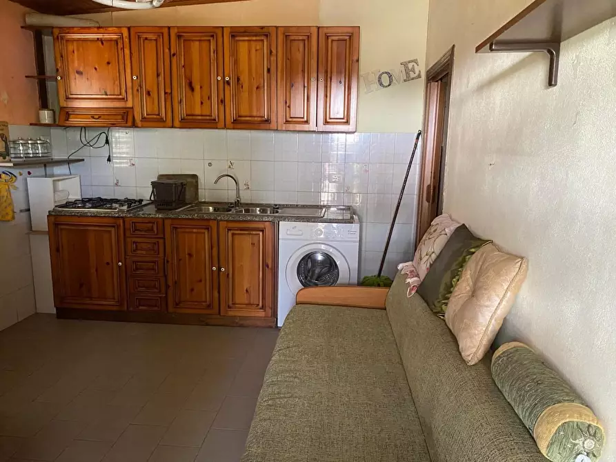 Immagine 9 di Bungalow in vendita  a Massa