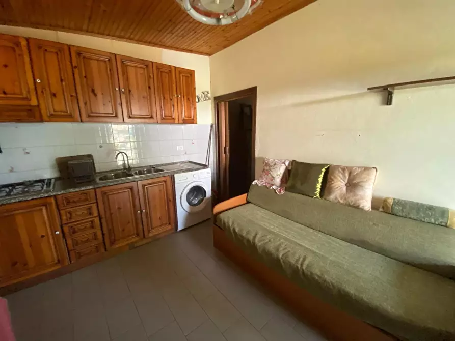 Immagine 8 di Bungalow in vendita  a Massa