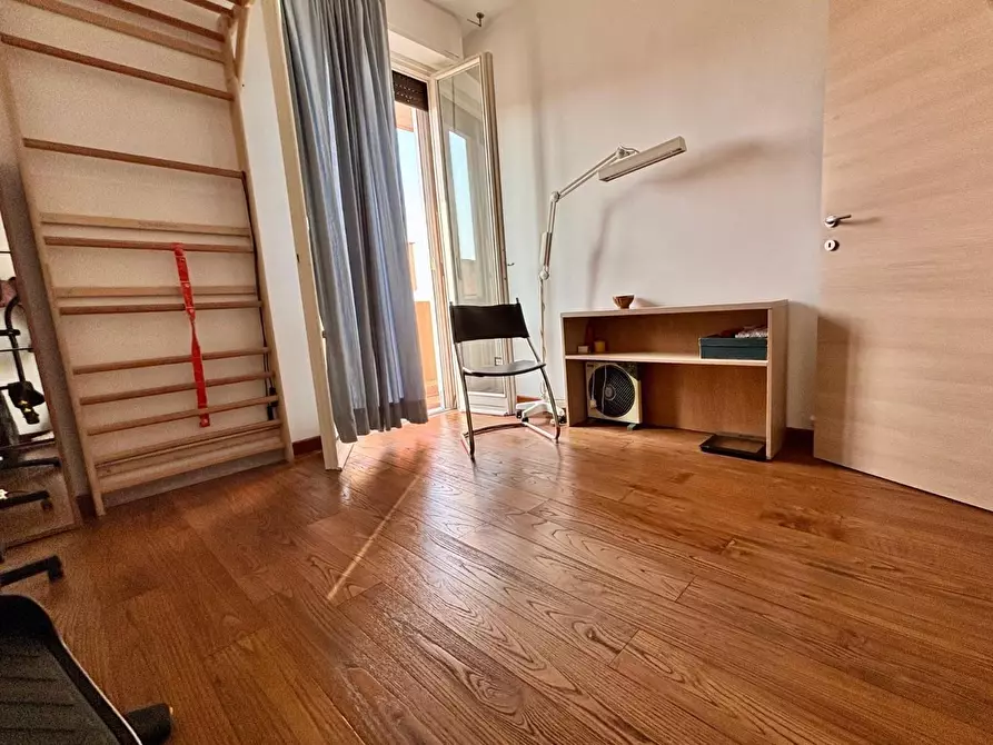 Immagine 9 di Appartamento in vendita  a Pisa