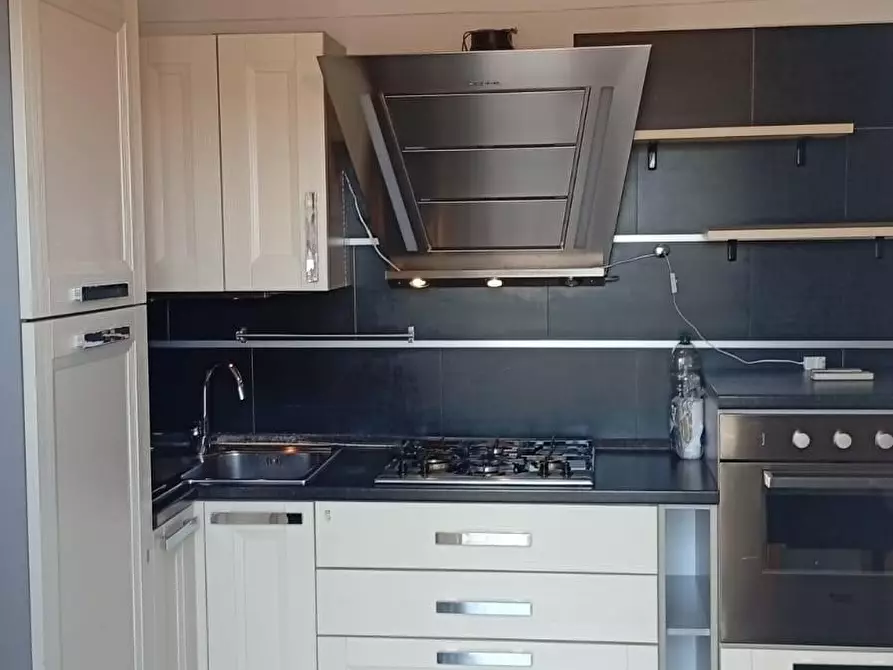 Immagine 6 di Appartamento in vendita  a Pisa