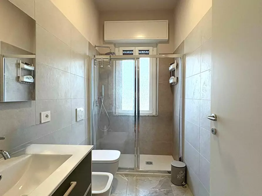 Immagine 15 di Appartamento in vendita  a Massa