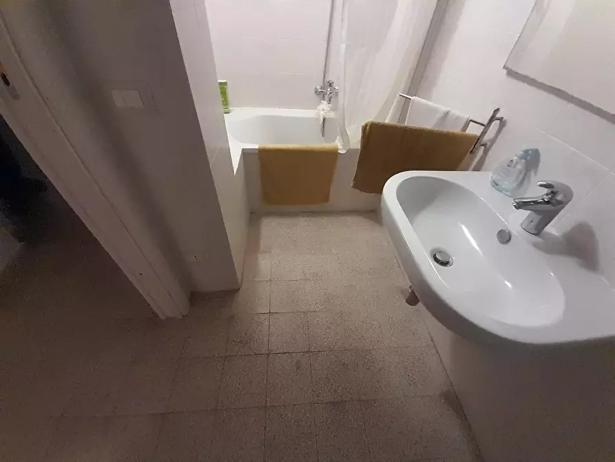 Immagine 13 di Terratetto in vendita  a San Giuliano Terme