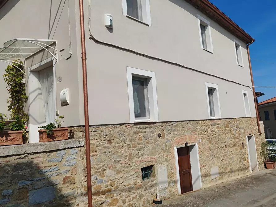 casa indipendente in vendita a Chianni in zona Rivalto