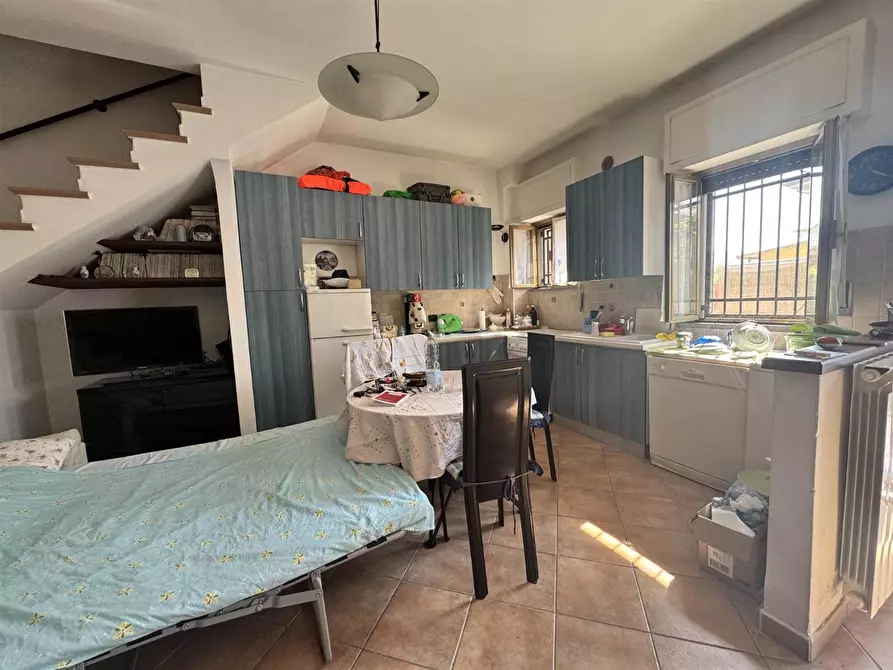 Immagine 10 di Villetta a schiera in vendita  a Massa