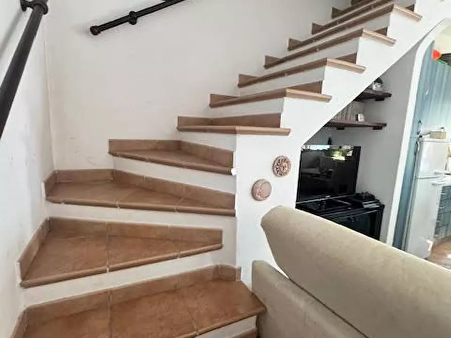casa indipendente in vendita a Massa in zona Marina di Massa