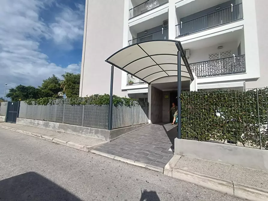 Immagine 29 di Appartamento in vendita  a Taranto