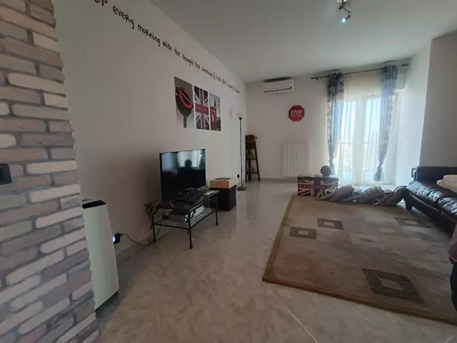 Immagine 23 di Appartamento in vendita  a Taranto