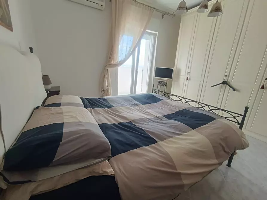 Immagine 9 di Appartamento in vendita  a Taranto