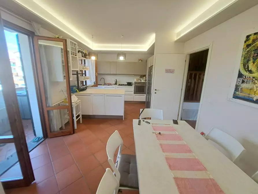 Immagine 2 di Villetta a schiera in vendita  a Empoli