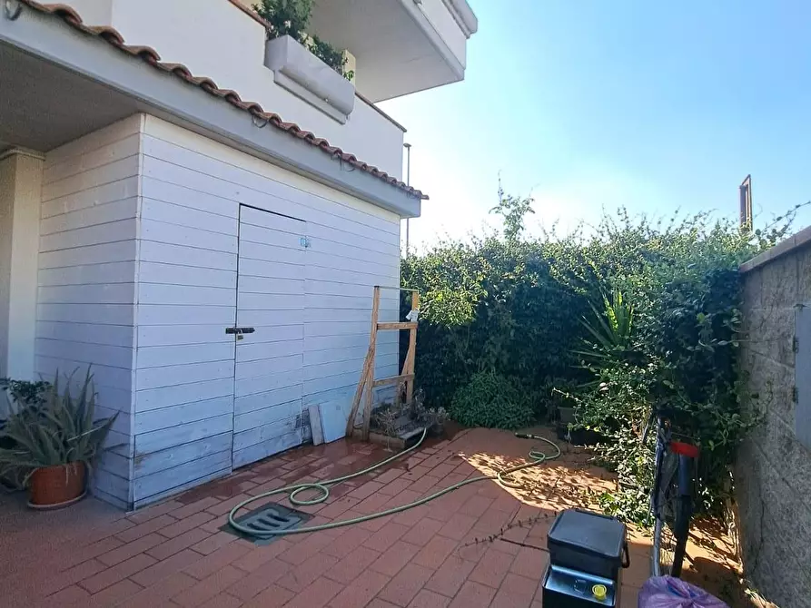 Immagine 26 di Villetta a schiera in vendita  a Empoli