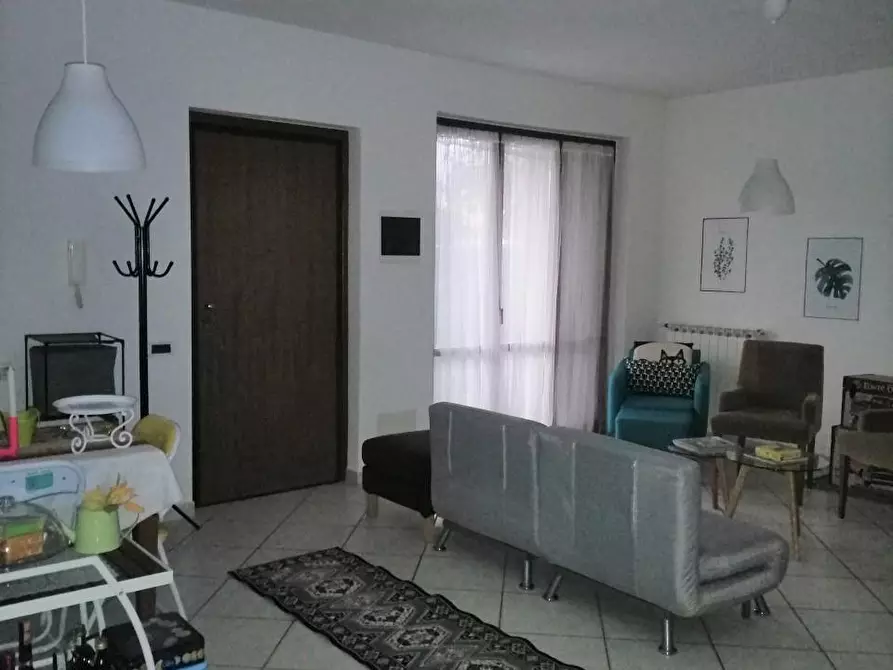 Immagine 3 di Villetta a schiera in vendita  a Massa