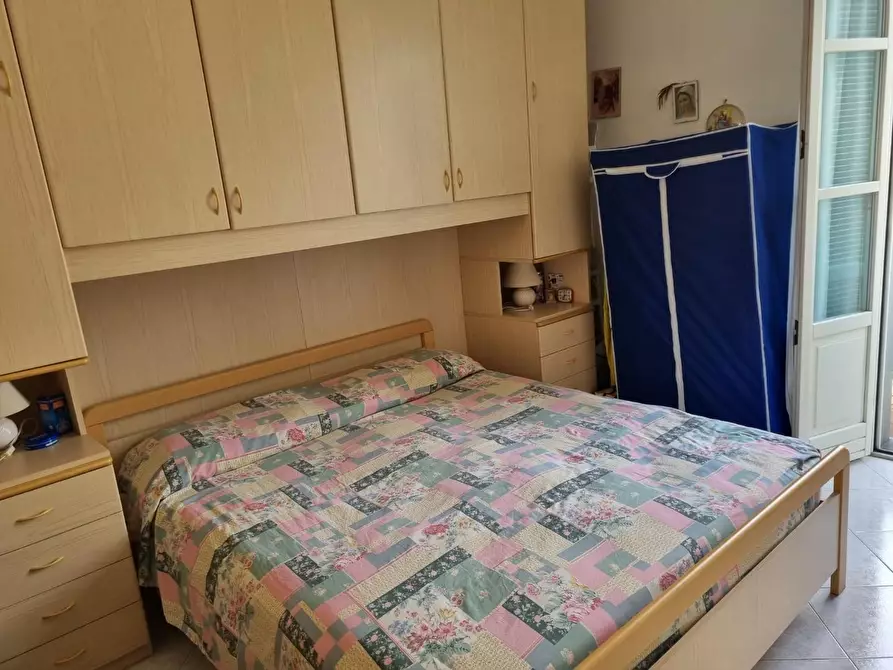 Immagine 10 di Appartamento in vendita  a Massa