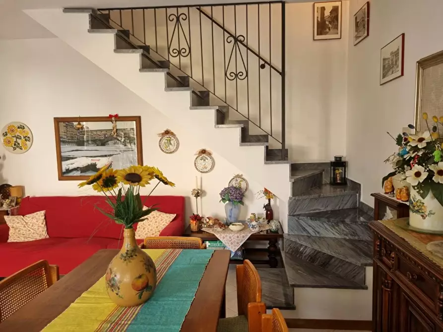 Immagine 7 di Appartamento in vendita  a Massa