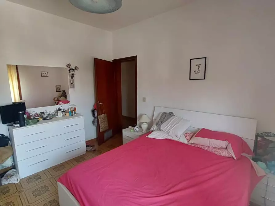 Immagine 12 di Appartamento in vendita  a Pontedera