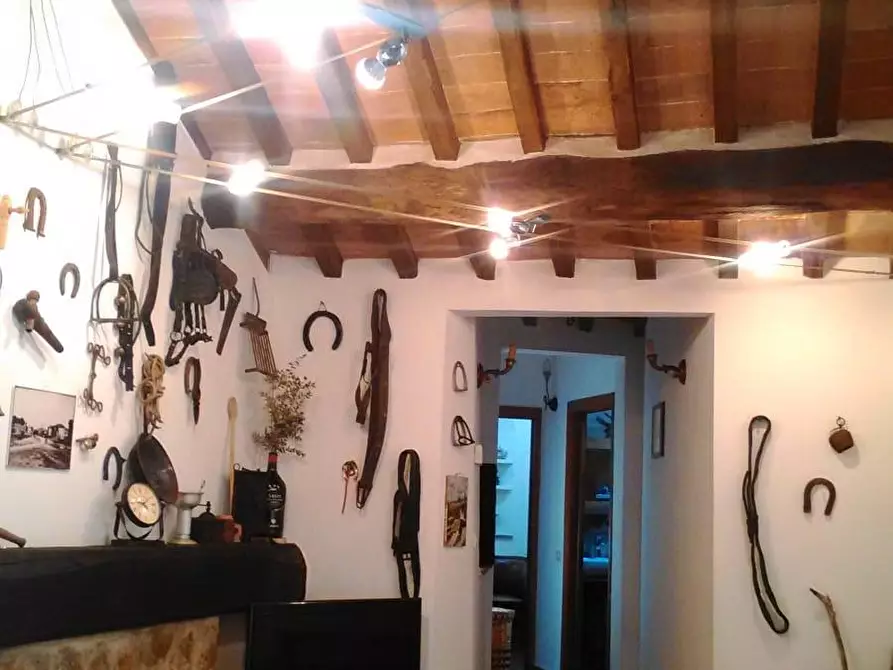 Immagine 2 di Porzione di casa in vendita  a Murlo