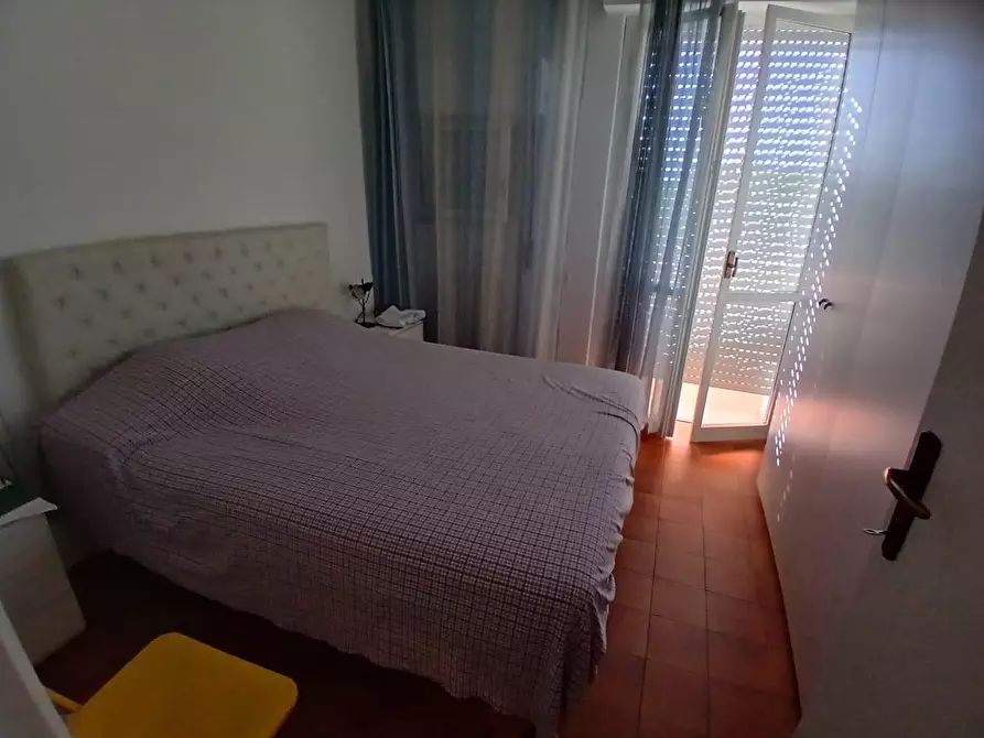 Immagine 13 di Villetta a schiera in vendita  a Massa