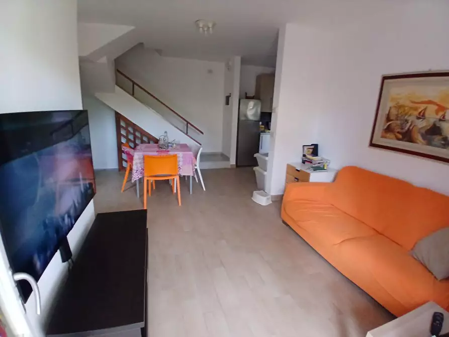 Immagine 6 di Villetta a schiera in vendita  a Massa