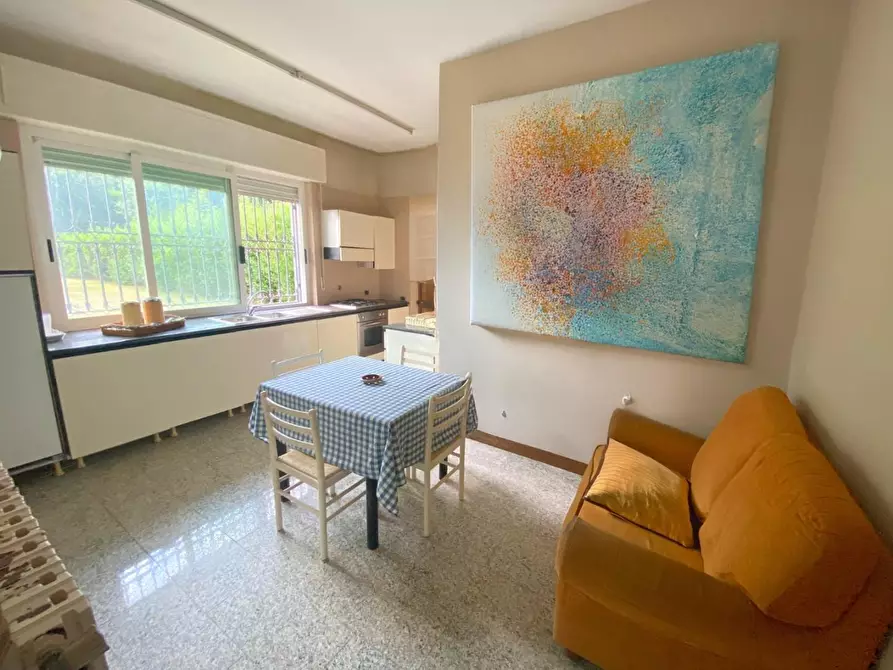 Immagine 24 di Villa in vendita  a Massa