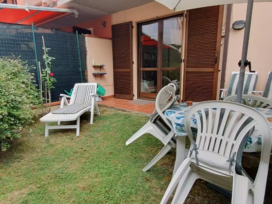 Immagine 3 di Villetta a schiera in vendita  a Pescia