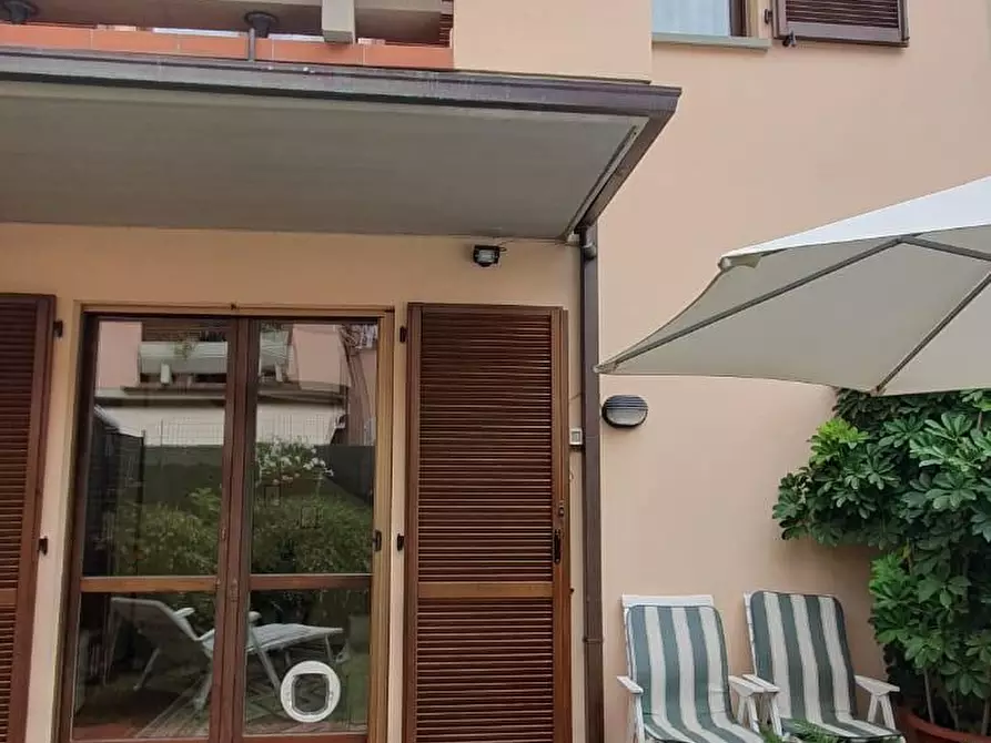 Immagine 1 di Villetta a schiera in vendita  a Pescia