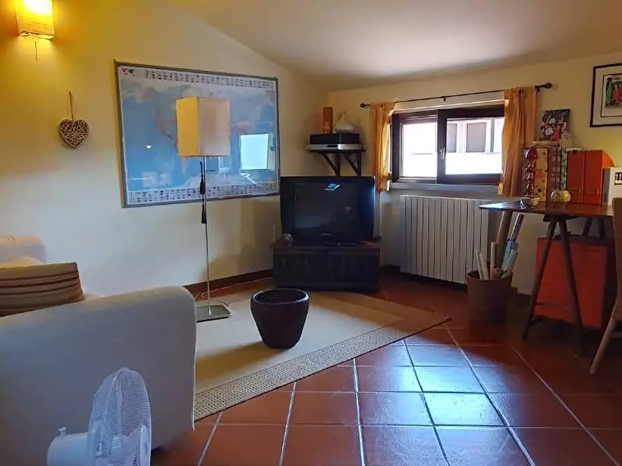 Immagine 40 di Villetta a schiera in vendita  a Pescia