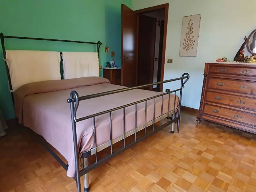 Immagine 24 di Villetta a schiera in vendita  a Pescia