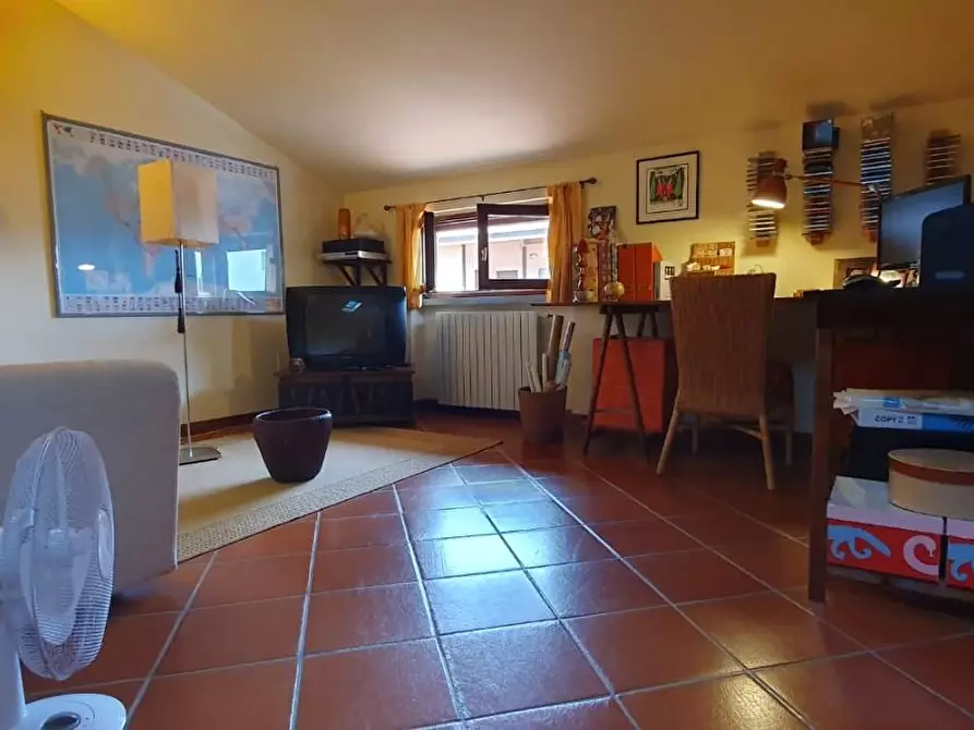 Immagine 42 di Villetta a schiera in vendita  a Pescia