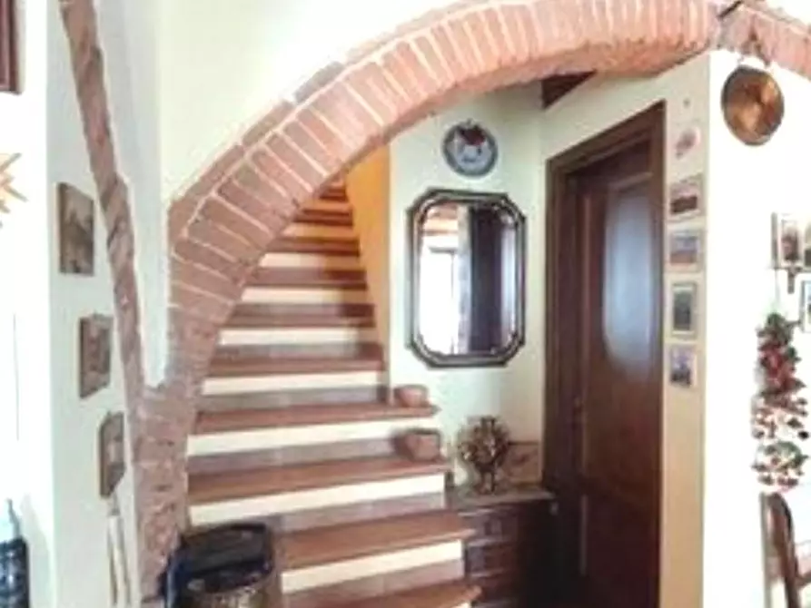 Immagine 19 di Casa semindipendente in vendita  a Carrara